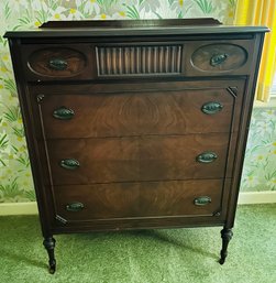 Vintage Dresser On Legs - 4 Drawers