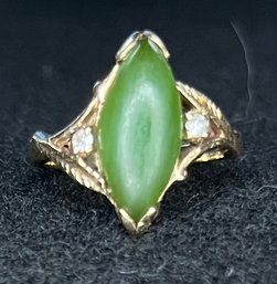 Vintage Trubrite Ring - 10K Yellow Gold - Marquise Shape Green Jade - Ornate Leaves - Size 6
