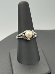 Single Pearl & White Topaz Sterling Silver Ring
