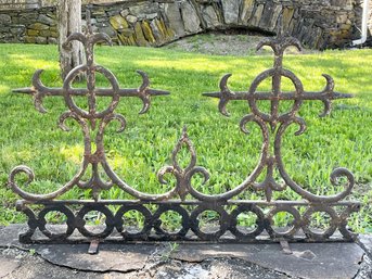 A Stunning Antique Gothic Style Fireplace Screen