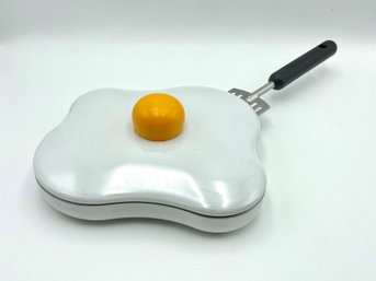 Amazing Vintage Italian TVS Ovo Fried Egg Shaped Frying Pan With Spatula Handle