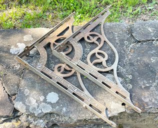 A Pair Of Decorative Antique Wall Brackets