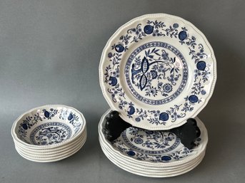 Vintage Kensington 'Coventry Blue' Dinnerware