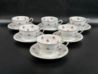 A Set Of Six Vintage Cups & Saucers Made In Bavaria With A Delicate Floral Pattern