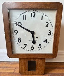 Vintage Seth Thomas Pendulum Wall Clock With Key