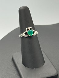 Gorgeous Sterling Silver & Emerald Claddagh Ring