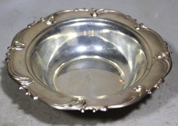 International Sterling Silver Round Bowl Fancy Rim