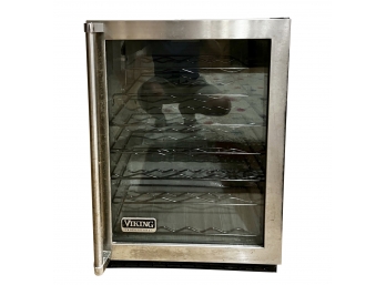 Viking Wine/beverage Cooler Model VUWZ140