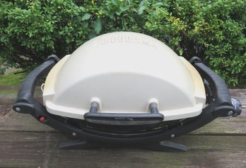 Weber Portable Table Top Grill 41399