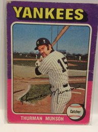 1975 Topps Thurman Munson - M