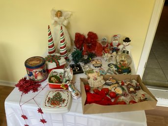 Large Christmas Decor Lot