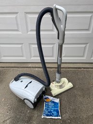 Kenmore Vacuum Cleaner 116.21514010 Hepa Great Suction!