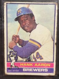 1976 Topps Hank Aaron - M