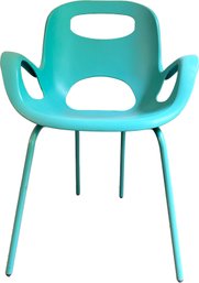 A Fab Vintage Molded Plastic Accent Chair