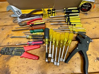 Great Tool Lot!! Stanley Screwdrivers, Nutdrivers, Wire Stripper & More!