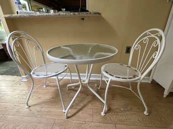 White Painted Metal And Glass Table Furniture Set