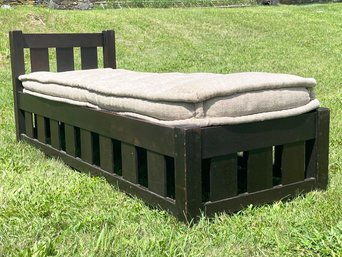 An Unusual Antique Stickley Mission Oak Daybed, Unsigned