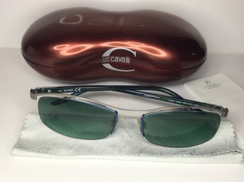Brand New $189 Unisex ROBERTO CAVALLLI / JUST CAVALLI Sunglasses - Polish Cloth - Hard Case & Booklet - New !