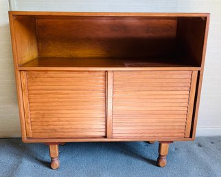 Mid Century Wood Chest/table, 1 Shelf, Sliding Doors