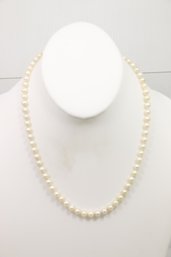 14k Yellow Gold Clasp Pearl Necklace