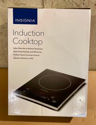 New In Box Insignia Induction Cooktop Model NS-IC1ZBK8