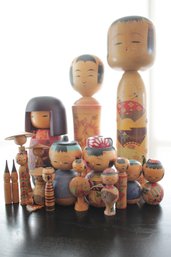 LOT OF VINTAGE JAPANESE WOODEN KOKESHI DOLLS