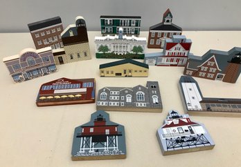 Collection Of CATS MEOW Famous Wooden Lighthouses And Historical Landmarks