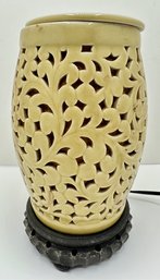 Vintage Asian Style Ceramic Table Lamp On Wood Base