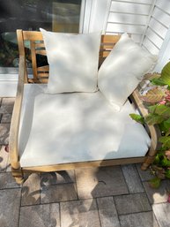 Teak Oasis Chair W/ White Cushion And Pillows