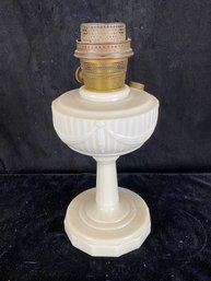 Vintage Aladdin Oil Lamp Alacite Lincoln Drape NU Type Model B Burner Lamp