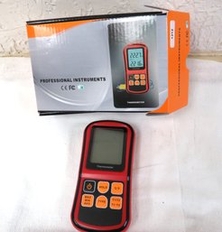 Leaton Professional Instruments Digital Thermocouple Thermometer With Box