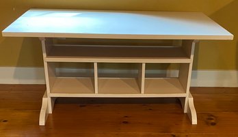 Childs Desk With Cubbies