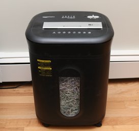 Amazon Basics 15 Sheet 20 Lb Paper Shredder Model