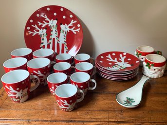 Crate And Barrel Christmas Set Plates Mugs And Platter
