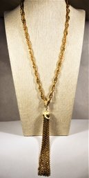 Fine Vintage Gold Tone Necklace Having Large Tassel Pendant 10' Long Chain