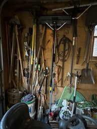 LARGE LOT OF OUTDOOR TOOLS, INCLUDES ALL THINGS PICTURED