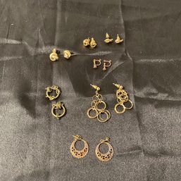 Lot Of 7 Earings