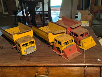 3  ROBERTS DUMP TRUCKS