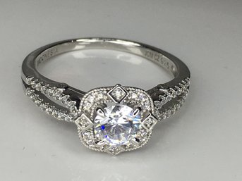 Preowned Sterling Silver / 925 & With Cubic Zirconia Engagement Style Ring - Very Pretty Ring - Nice Gift !
