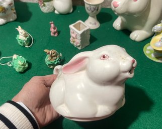 VTG Bunny Creamer / Tea Pot