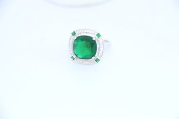 Sterling Silver Green Stone Ring Size 6.75