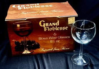 Vintage Grand Noblesse Blown Wine Glasses By Luminarc