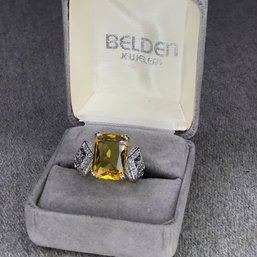 Stunning Brand New Cocktail Ring With Large Yellow Topaz And Sparkling White Zircons - Very Pretty - New !