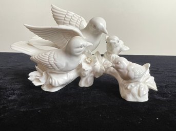 Inarco Porcelain Bird Figurine