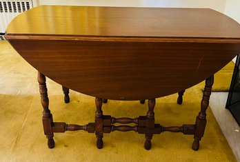 Vintage Drop Down Gateleg Table