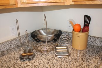 Lot Of 7 Kitchen Misc Items