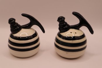 Japan Teapot Ceramic Salt And Pepper Shakers