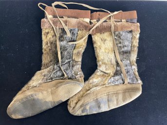 Authentic Early Inuit Eskimo Hide And Fur Mukluk Boots