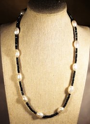 Fine Genuine Cultured Pearl And Gray Gemstone Necklace 20'