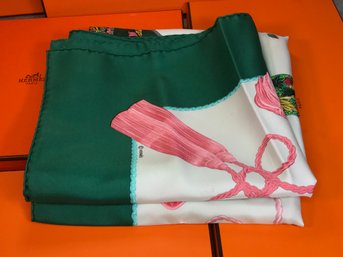 Pretty HERMES Silk Scarf - SAMOURAI - Very Unusual Piece - Soft Colors Green / White - Made In France (3)